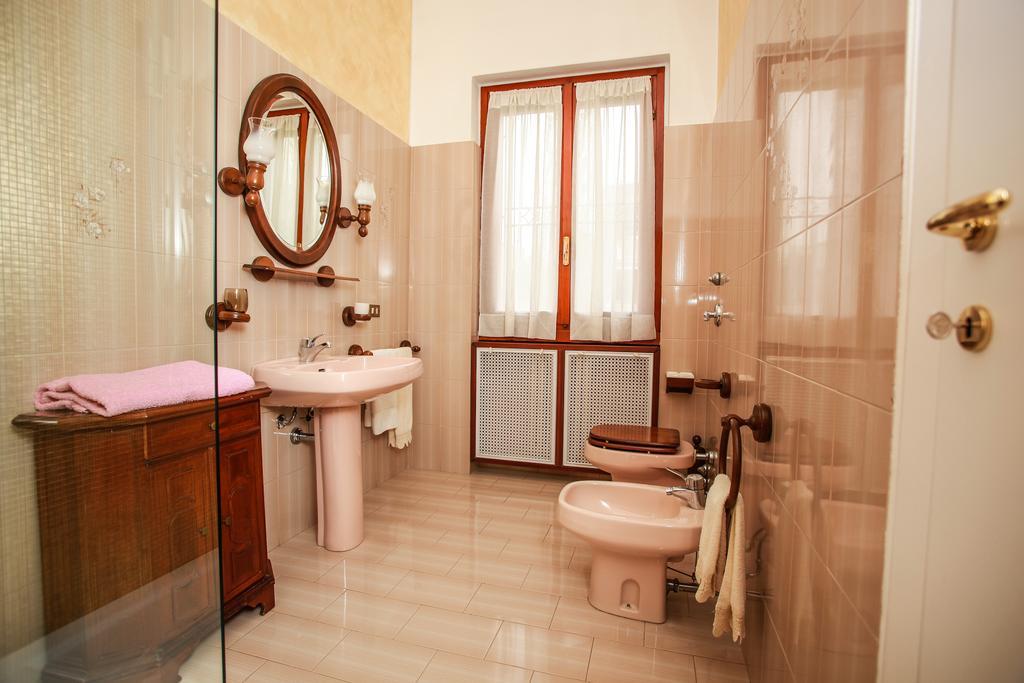 Bed and Breakfast Luna Bianca Роццано Екстер'єр фото